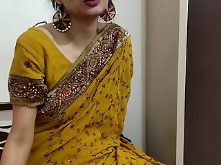 Teacher had sex with student, very hot sex, Indian teacher with the addition of student with Hindi audio, profane talk, roleplay, xxx saara