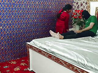 Pakistani Urdu House Maid Seduces with an increment of Fucked By her House Employer Lad