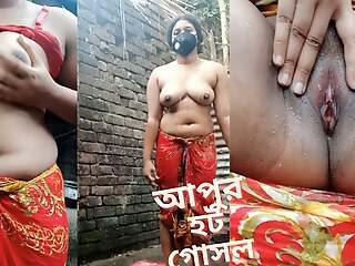 My stepsister make her bath video. Beautiful Bangladeshi girl chunky special mature shower with operative mere