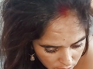 Indian bhabi sucking and fucking uncompromisingly damn near with our husband in bed field and like this movie 📷